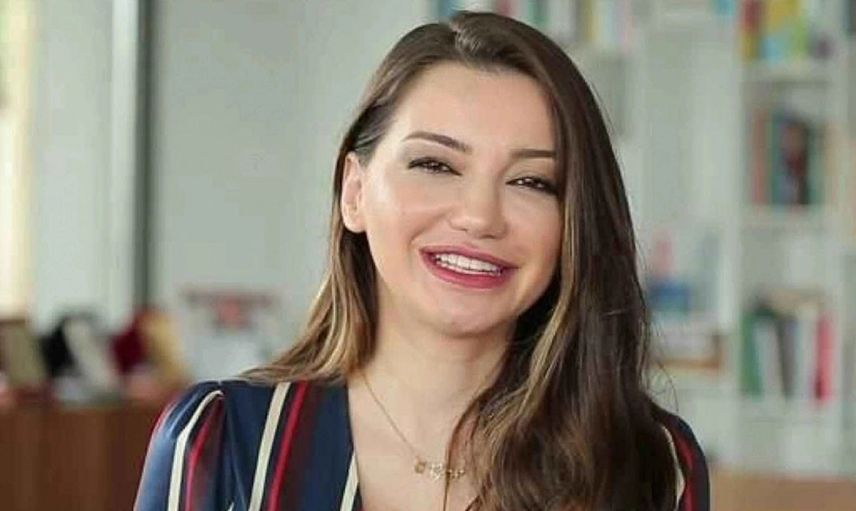 Esra Ezmeciye'ye bakirelik sorusu herkesi utandırdı! Bakirelik konusunda kocasına yalan söyleyen kadının vicdan azabı Ezmeci'yi bile sinirlendirdi