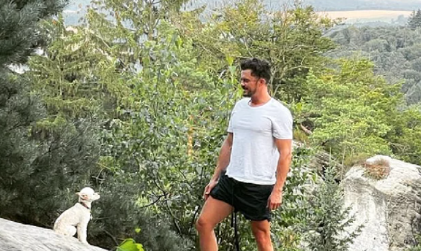 Dünyaca Ünlü Aktör Orlando Bloom Çırılçıplak Yüzdüğü Anları Sosyal Medyada Paylaştı