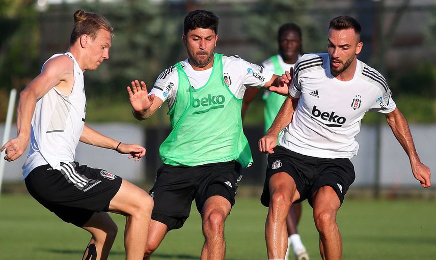 Beşiktaş'ta Kenan Karaman Ameliyat Oldu!