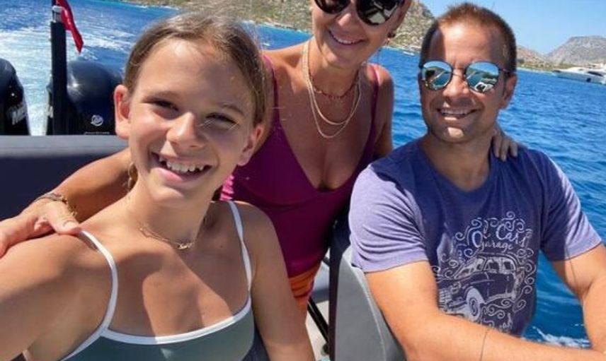 Pınar Altuğ'un Tekne Pozuna Kayınvalidesinden Yorum!