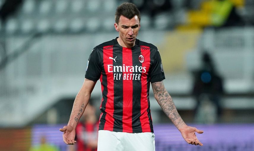 Fenerbahçe Mario Mandzukic'i Kadrosuna Katmak İstiyor!