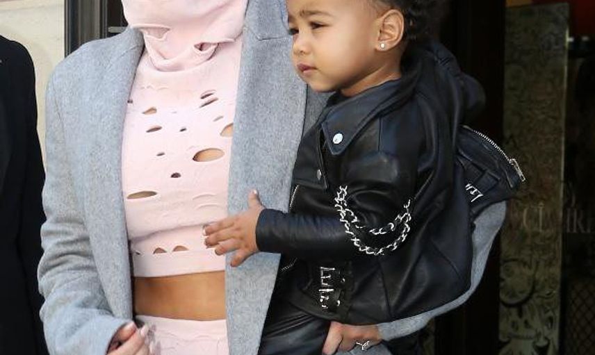 Kim Kardashian'ın Bebeğine Yaptığı Çok Konuşuldu