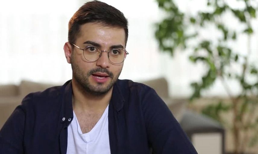Ünlü Sunucu Kadir Ezildi Canlı Yayında Hüngür Hüngür Ağladı