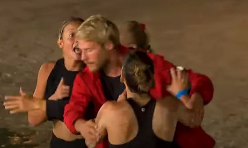 Survivor'da düello sonrası büyük kavga: Aleyna ve Berna birbirine girdi!