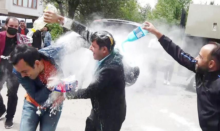 Erzurum'da Düğün Öncesi Yapılan Eğlencede Ağabeye ve Sağdıca Eziyet Ettiler