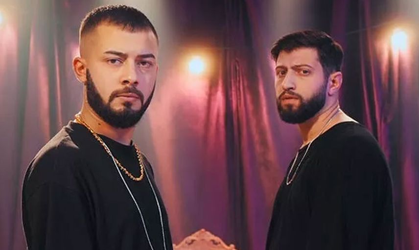 Sosyal medyadan tanıştık