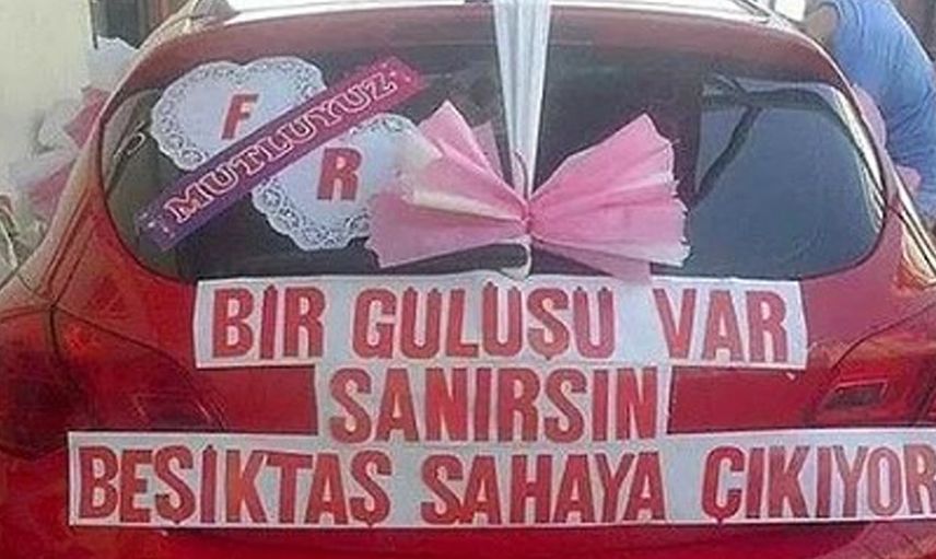 Siz evlenmeyin diyeceğiniz saçma gelin arabası yazıları