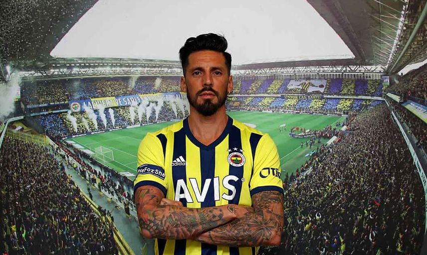 Fenerbahçeli Jose Sosa, Santa Clara'ya Transfer Oluyor!