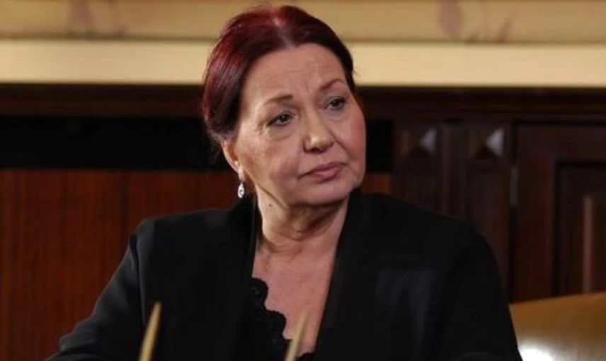 Sette tuvalet krizi: Yaprak Dökümü'nün Hayriye'si Güven Hokna'dan yıllar sonra itiraf geldi!