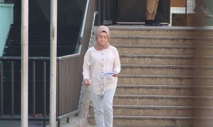Sınav heyecanı başlamadan bitti! 40 saniyelik gecikmesi 1 senesine mal oldu gözyaşları içinde güvenlik görevlisine yalvardı