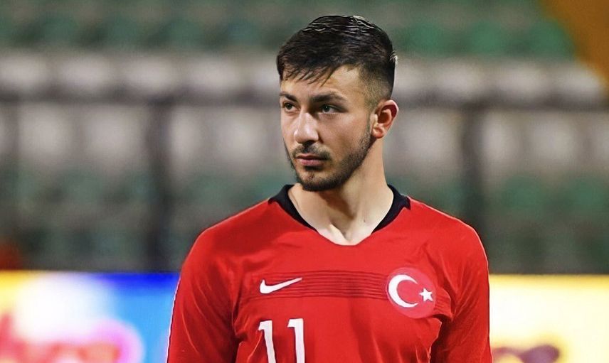 Galatasaray'da Halil Dervişoğlu İle İlgili Yeni Gelişmeler Yaşanıyor!