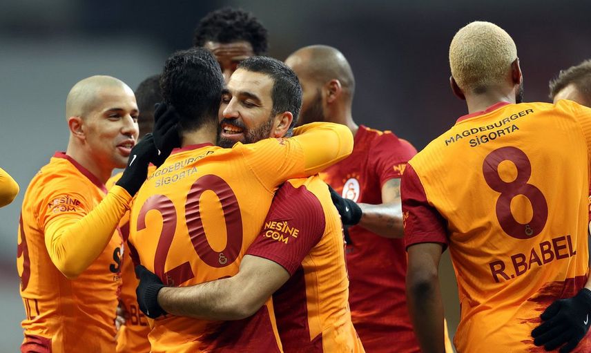 Sofiane Feghouli Real Vallodolid İle Anlaşma Sağladı!