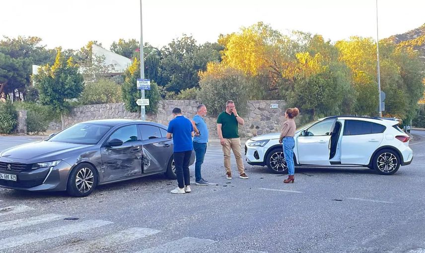 Esra Akkaya’dan korkutan haber: Ünlü oyuncu Bodrum’da trafik kazası geçirdi