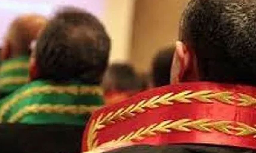 Adliyede skandal olay! Savcı hayat kadınlarının dosyalarını kapatmak için onlara cinsel ilişki teklif etti