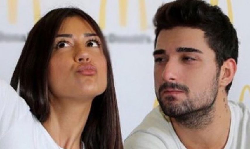 Narin Yarim'in Banu Parlak'ı kendini ifşaladı! İkinci Kerimcan Durmaz vakasına hazır olun! Banu Parlak tuvaletten fermuarı açık video paylaştı
