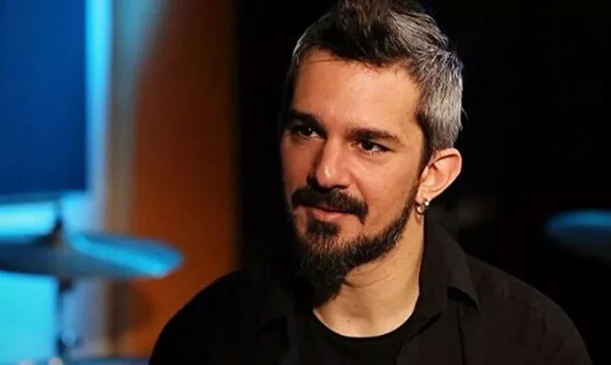 Kargo'nun solisti Koray Candemir hayranlarını yasa boğdu!