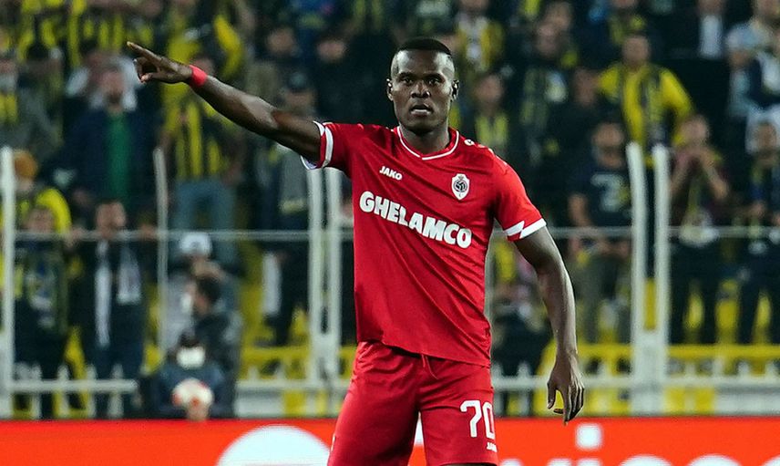 Fenerbahçe'de transferde gündeme yeniden Mbwana Samatta geldi!