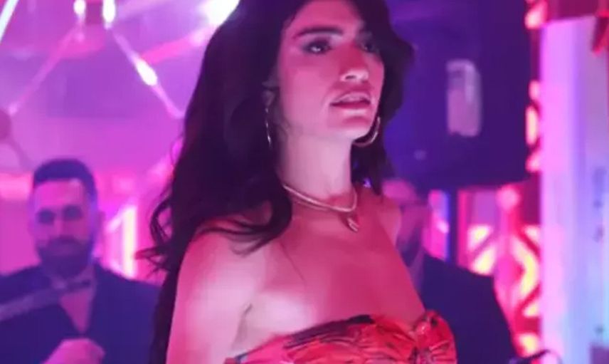 Pavyon dansıyla ortalığı karıştırmıştı: Hazar Ergüçlü'ye eski sevgilisi Onur Ünlü'den bomba yorum!