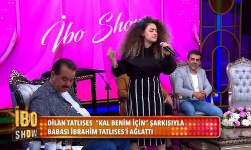 Tatlıses Kızı Dilan Çıtak'ın Sözleri Üzerine Canlı Yayında Hüngür Hüngür Ağladı!