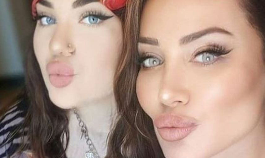 Angelina Jolie'ye Benzemek için Türlü Estetikler Yaptıran Umut Akyürek'in Parmak Isırtan Pozlar