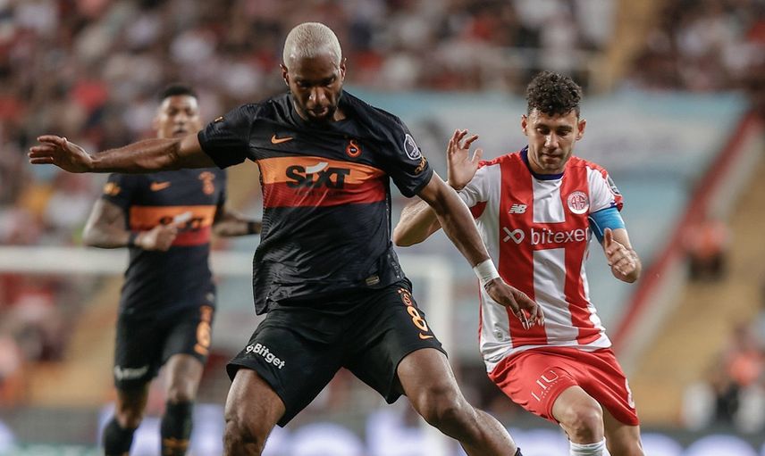Ayhan Akman Antalyaspor - Galatasaray maçının ardından çok ağır eleştirilerde bulundu