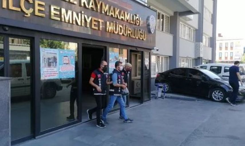 Kocaeli'nde Komşu Dehşeti: Anne Oğul Bıçakladılar!