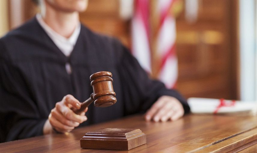Mahkeme çiftin birliktelik yaşayamamasında erkeği kusurlu buldu