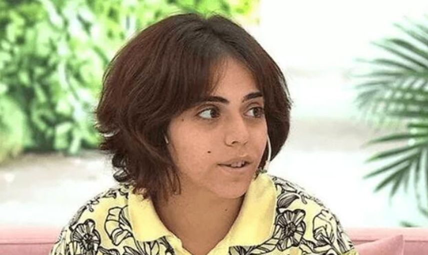 Esra Erol ile ünlenmişti! Zihinsel engelli Fatma'nın yeni videosu ortaya çıktı! Kocasıyla pozlarını paylaşan Fatma bu kez sınırı aştı