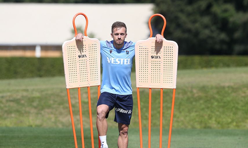 Trabzonspor'da Edin Visca yeni sezonda şampiyonluk istediklerini ve çok iyi transferler yaptıklarını söyledi