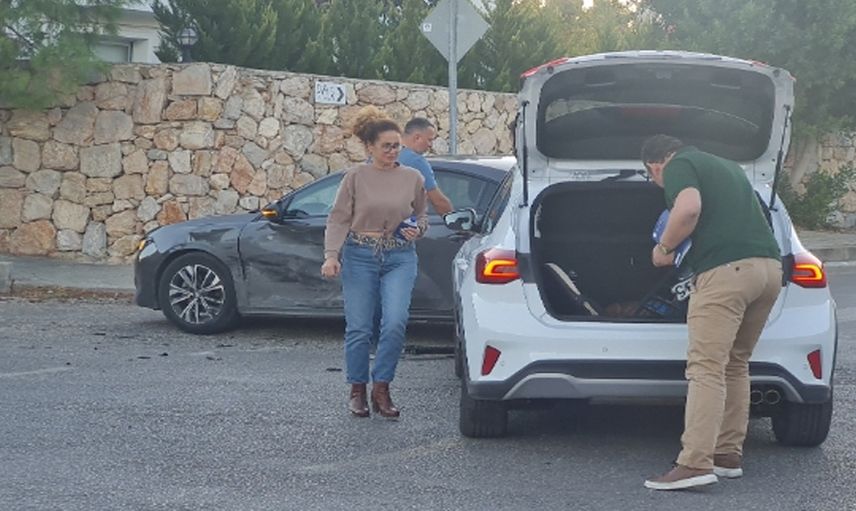 Esra Akkaya’dan korkutan haber: Ünlü oyuncu Bodrum’da trafik kazası geçirdi