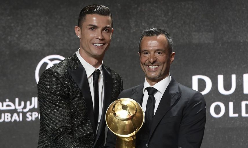 Cristiano Ronaldo'dan Barcelona'ya Sürpriz Transfer Hamlesi!