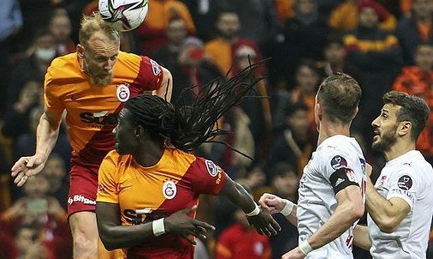 Gözler oyuncuya çevrildi