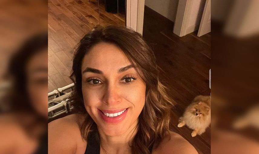 Zuhal Topal Afrika'da yerel halkla dans etti: Şimdi yandım!