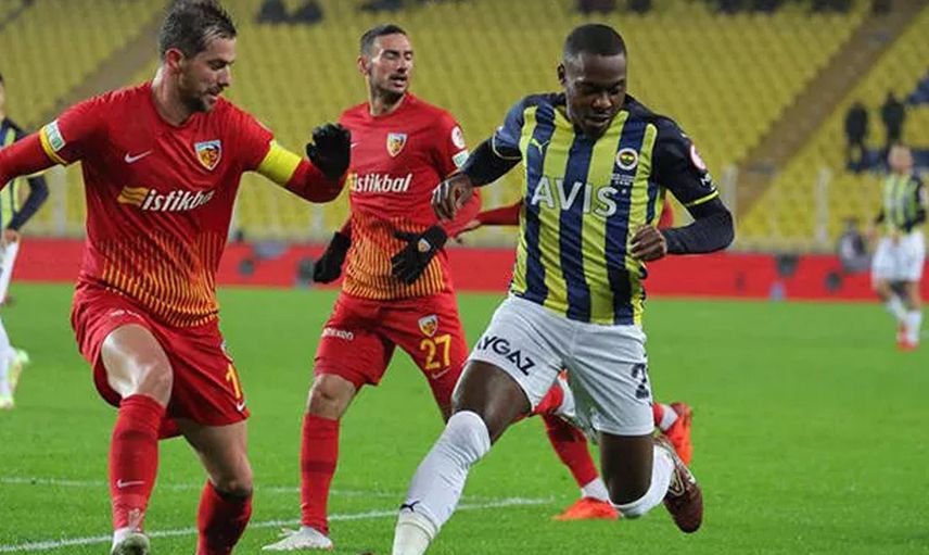 Fenerbahçe'nin Kayserispor'a Türkiye Kupası'nda Elenmesi Sonrası Ali Koç Soyunma Odasına İndi!