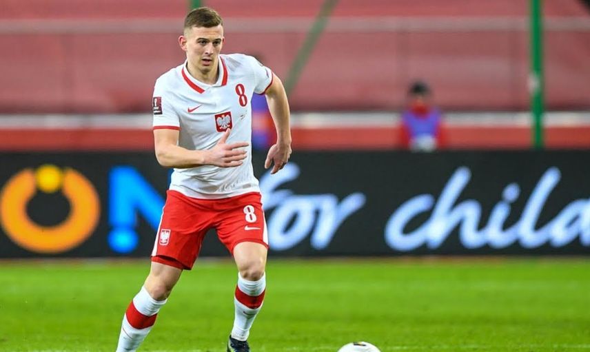 Galatasaray Transferde, Kacper Kozlowski'yi Gözüne Kestirdi!