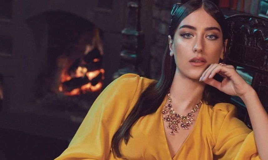 Hazal Kaya kimdir?