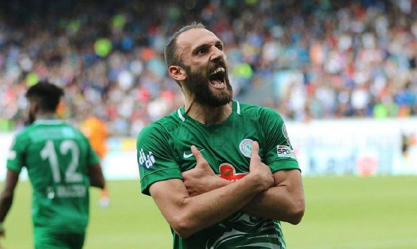 Vedat Muriqi Lazio'da Kalıyor!