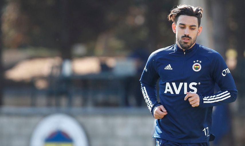 Fenerbahçe'de İrfan Can Kahvecinin Sakatlığı Nedeniyle 1 Ay Sahalardan Uzak Kalacağı Öğrenildi!