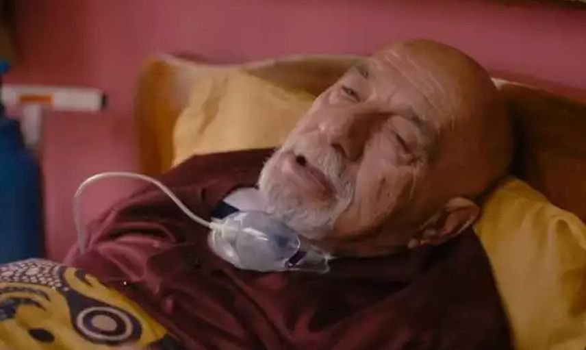 Usta oyuncu Yılmaz Gruda hastaneye kaldırıldı! Sağlık durumu sevenlerini korkuttu