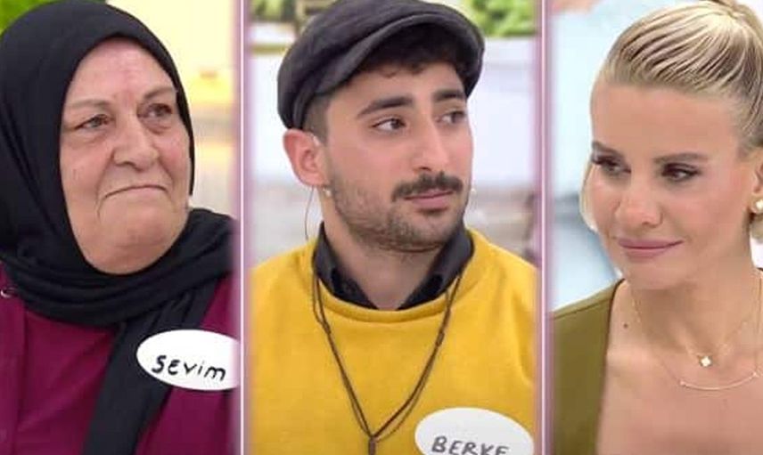 Esra Erol gözyaşlarına boğuldu: 24 yıl sonra öz anne ve babasını bulan Berke Kalem’in duygusal anları