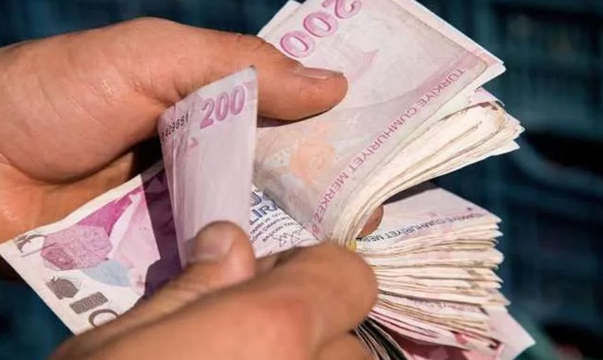 Emeklilere 25 + 617 TL Zam Müjdesi Geldi!