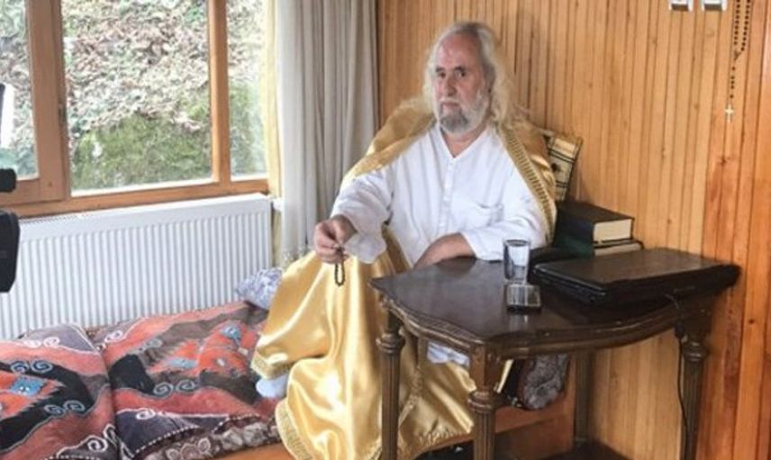 Kendini Mesih ilan etmişti! Hasan Mezarcı'dan olay yaratan sözler: 'Haramları helal kılmaya yetkim var'
