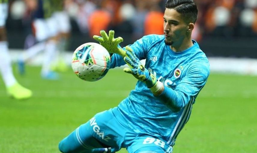 Altay Bayındır Tottenham Hotspur Yolcusu!