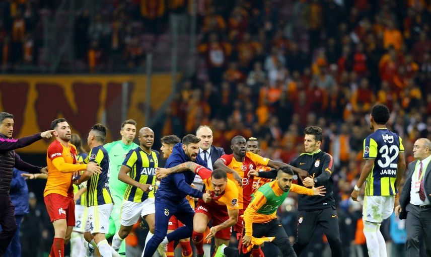 Galatasaray - Fenerbahçe Derbisinin Faturası İki Takıma da Ağır Yansıdı!