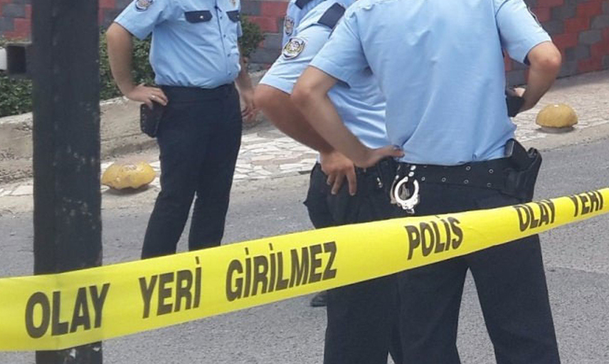 Adana'da Dedesini Döverek Kör Bıraktı