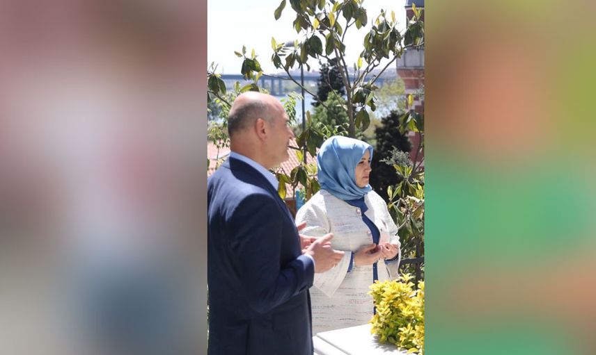 Süleyman Soylu’nun eşi tesettüre girdi! Görenler tanımakta güçlük çekti