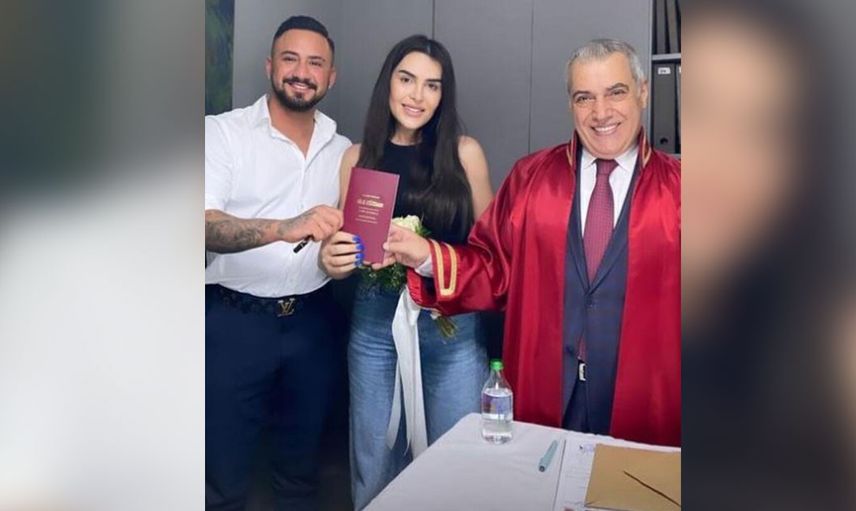 Selin Ciğerci boşandığı eşi Gökhan Çıra ile yeniden evlendi nikah pozu olay oldu pijamayla gelseydin