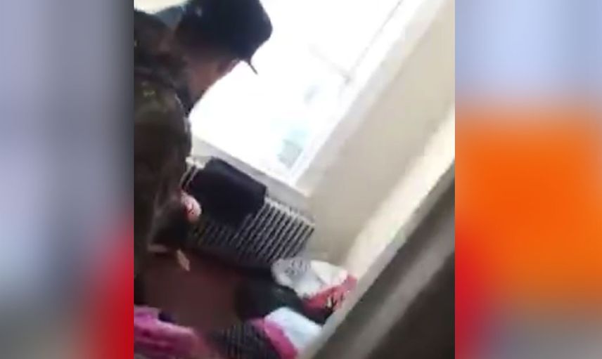 Kızını sevgilisiyle yatakta basan baba öfke nöbeti geçirdi