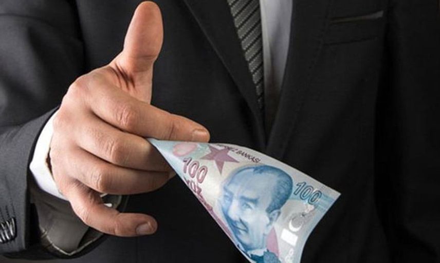 Üsküdar'da Yaptığı Plan İle 3 Arkadaşını 1 Milyon Lira Dolandırdı