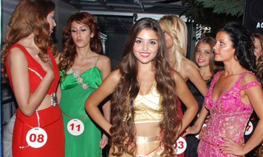 Ünlü Oyuncu Hande Erçel'in Hayatının Bilinmeyenleri